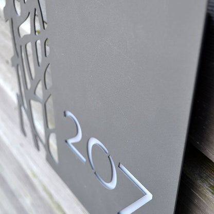 Placa de Numeração Residencial em Aço – Mètallique - Totalmente personalizável - Medidas 30 x 40 cm